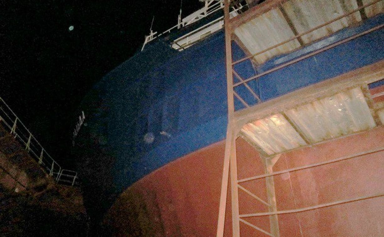 Члены экипажа устроили драку на рыболовецком судне во Владивостоке, один из участников - сахалинец