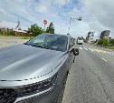  В Южно-Сахалинске ищут очевидцев столкновения Audi Q7 и Kia Sorento