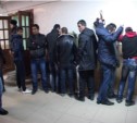 Более трех десятков посетителей баров в Южно-Сахалинске закончили вечер в полиции