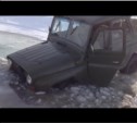 Несколько машин с рыбаками провалились под лед на юге Сахалина (ВИДЕО)