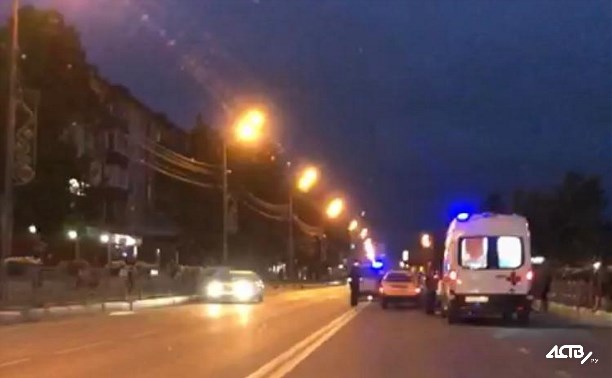 Subaru и мотоцикл не поделили дорогу в Южно-Сахалинске