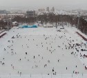 Каток открылся на стадионе в городском парке Южно-Сахалинска