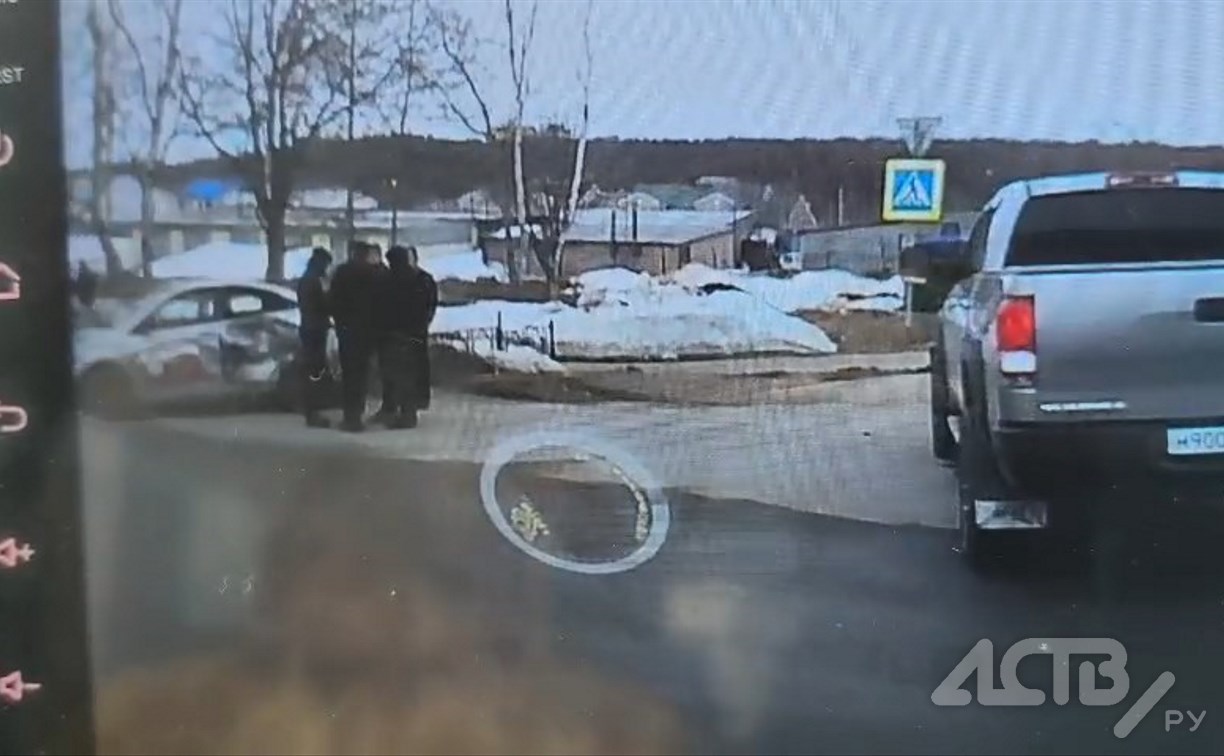 Учебный автомобиль и пикап столкнулись в Охе