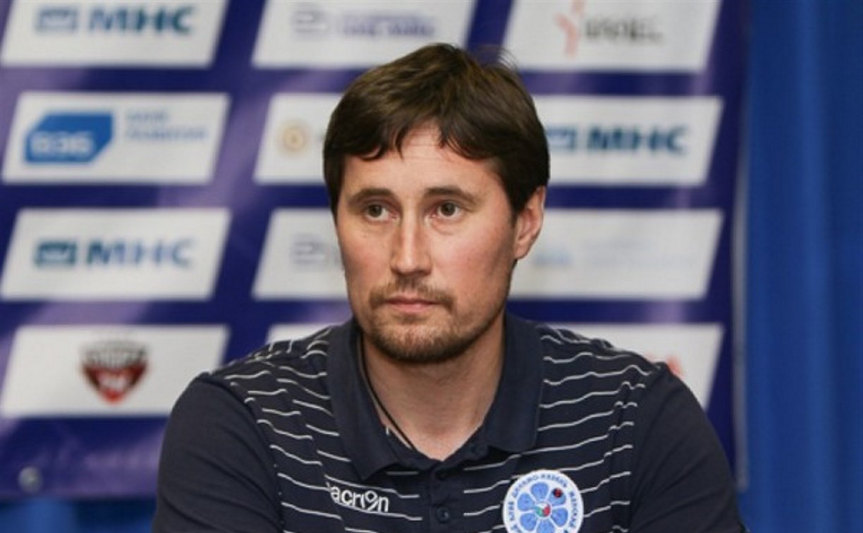 Главным тренером волейболисток «Сахалина» назначен Денис Матвеев