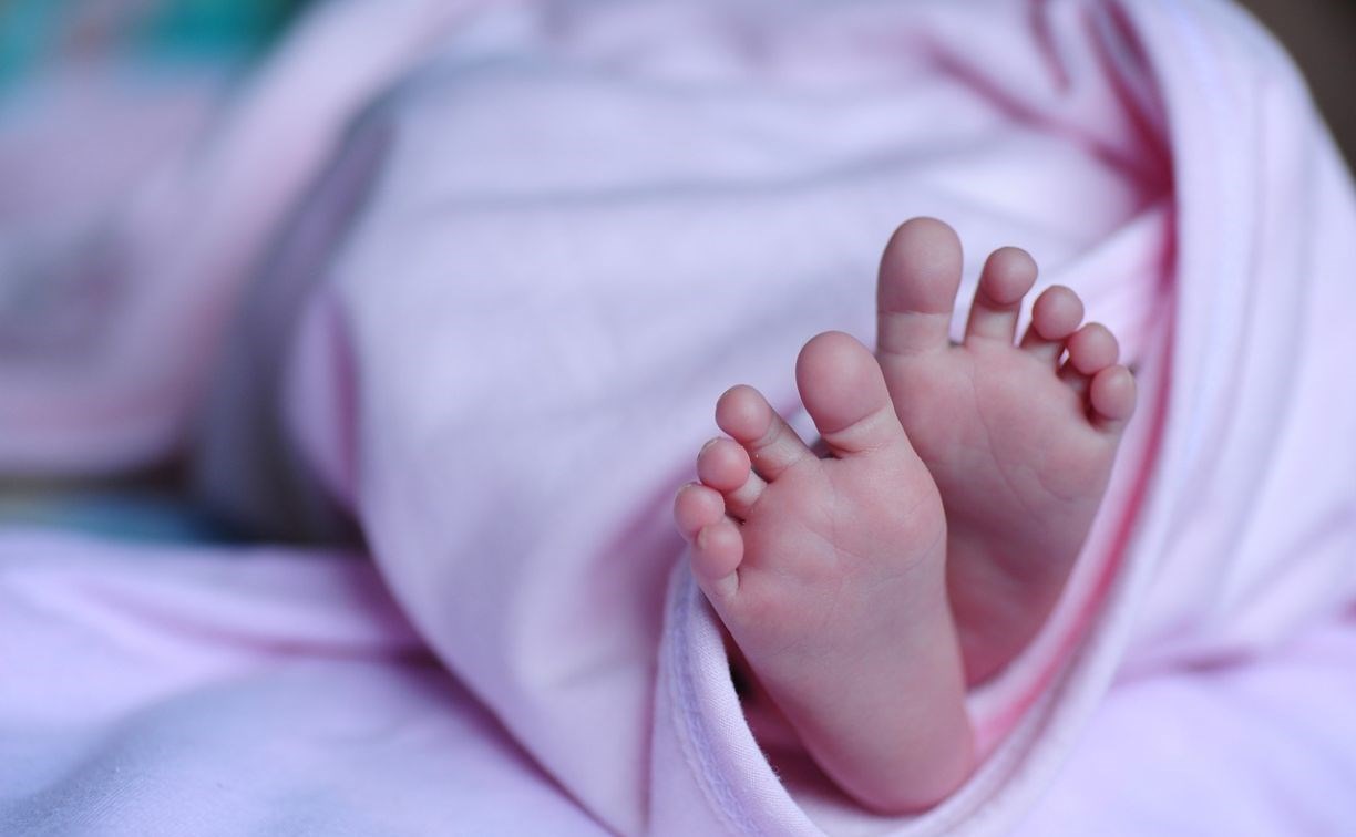 Заболеваемость COVID-19 среди младенцев на Сахалине выросла в три раза