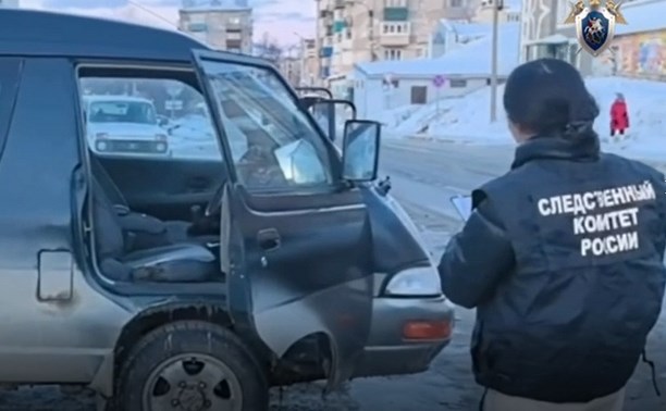 В Холмске мужчину ударили трубой по голове, вывезли за город и бросили в водонапорной башне