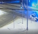 Момент серьёзного ДТП на Мира - Куропатко в Южно-Сахалинске с другого ракурса 