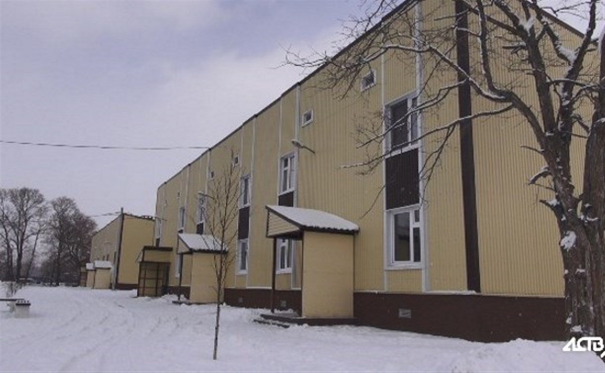 Южно-сахалинские сироты не пустили представителей мэрии в квартиры, на которые жаловались