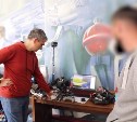 Блогер Юрий Подоляка прилетел на Сахалин взглянуть на производство дронов