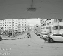 В Южно-Сахалинске юный велосипедист врезался в седан и скрылся с места ДТП