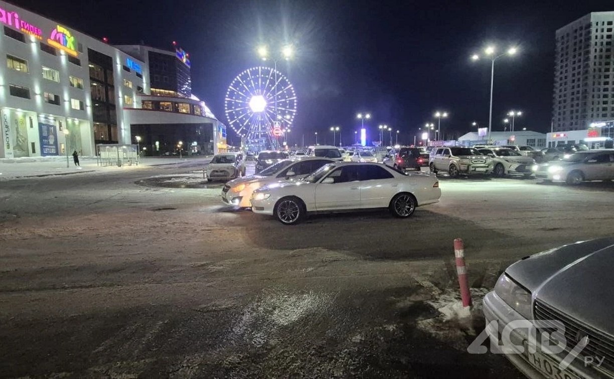 Очевидцев столкновения Subaru Impreza и Toyota Mark II ищут в Южно-Сахалинске