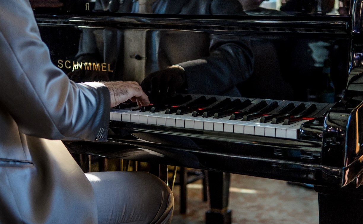 В детской музыкальной школе на Сахалине выявили учителя с поддельным дипломом 