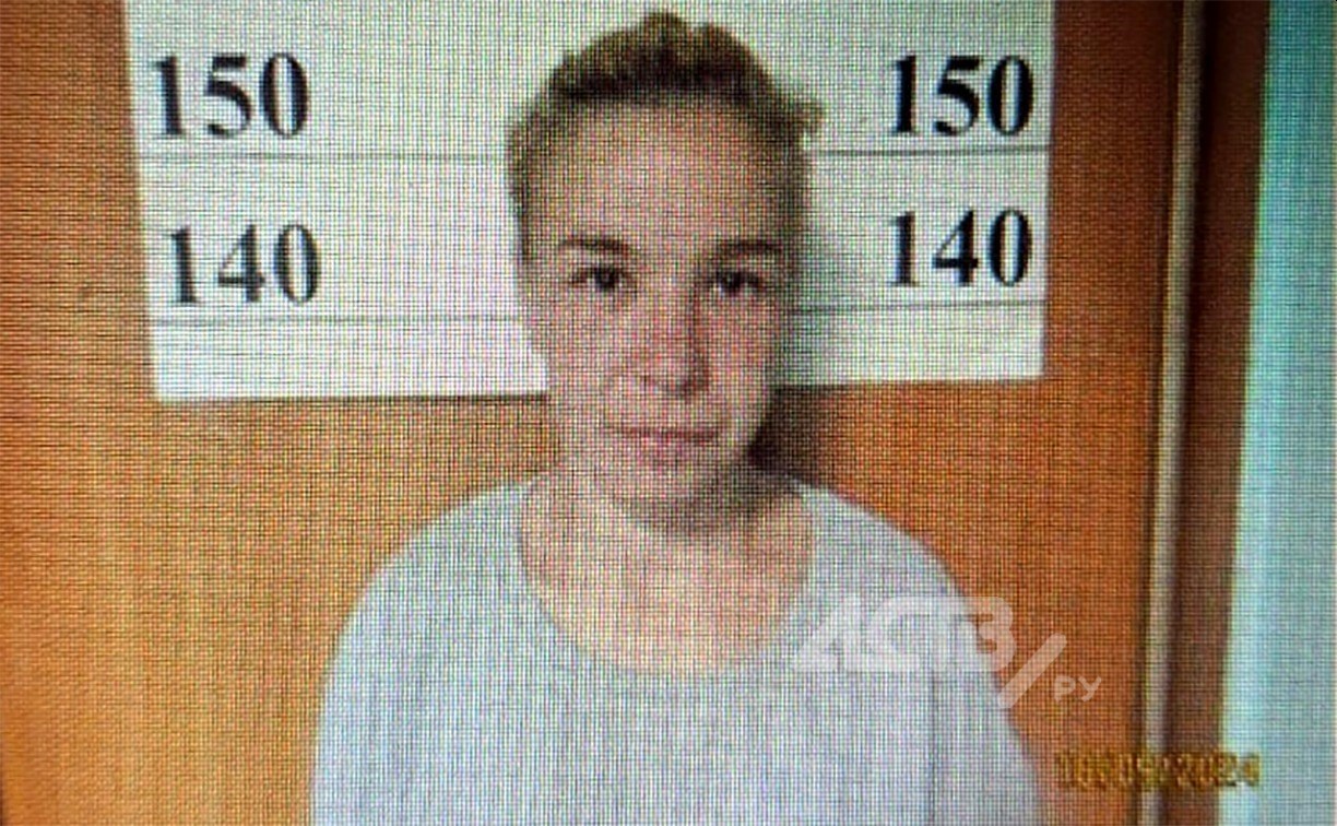 Полиция Корсакова продолжает искать 28-летнюю подозреваемую в краже
