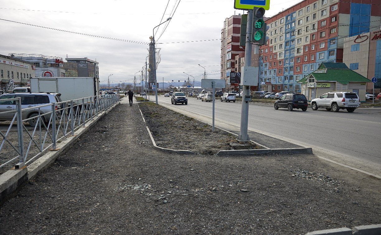  Благоустройство ул. Пуркаева завершат за месяц: какие ещё улицы отремонтируют в Южно-Сахалинске 