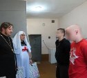 В СИЗО-1 священнослужитель и волонтёры напутствовали подростков перед началом учебного года
