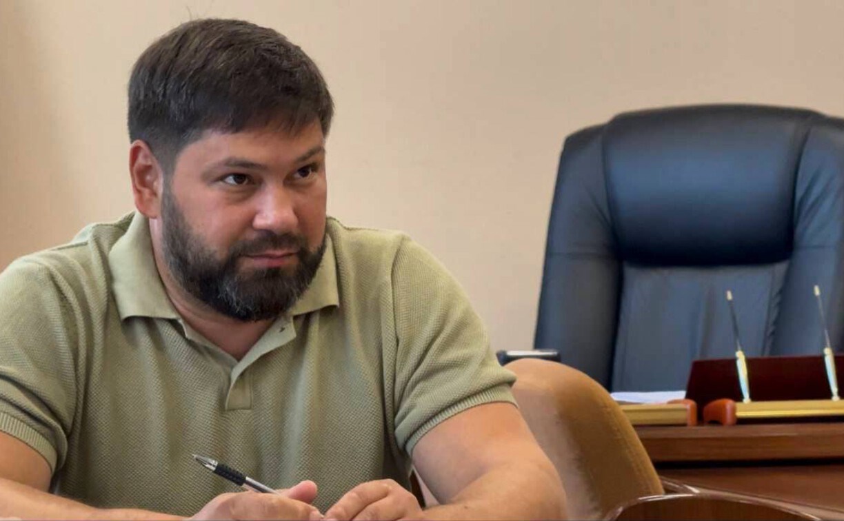 Мошенники просят деньги у сахалинцев от имени главы Углегорского района 