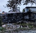 Последствия пожара в заброшке показали на фото в Южно-Сахалинске