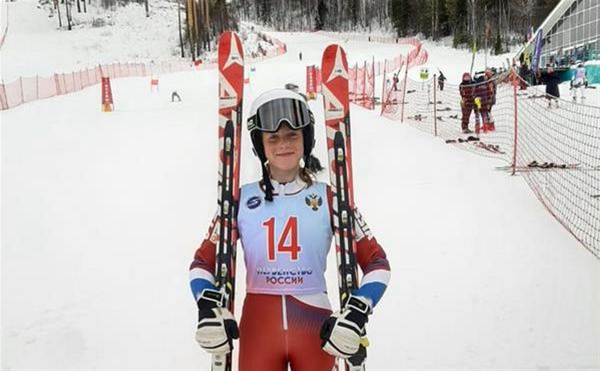 Сахалинская горнолыжница завоевала две медали первенства России