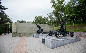 На площади Славы в Южно-Сахалинске восстановят пушки и танки