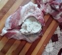Таранайский производитель продал сахалинке тухлятину под видом свежей свинины