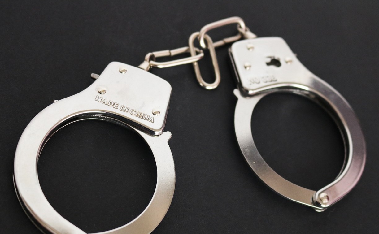 Сахалинец с судимостью уклонился от надзора полиции, но попался росгвардейцам