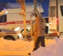 Поезд зацепил мужчину на железнодорожном переезде в Южно-Сахалинске