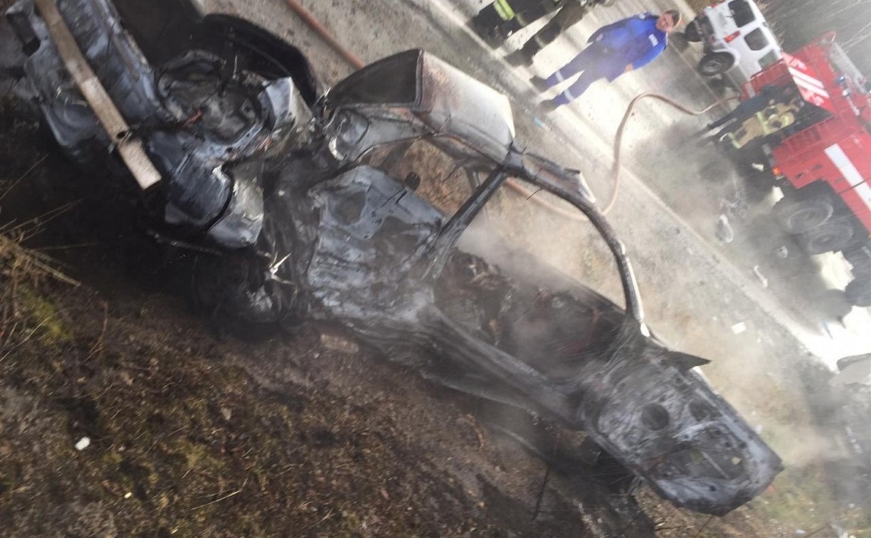 При  ДТП в пригороде Южно-Сахалинска сгорел человек