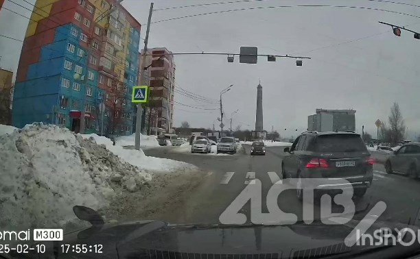 В Южно-Сахалинске "учитель" на дороге преподнёс урок неадекватного вождения: как ездить нельзя