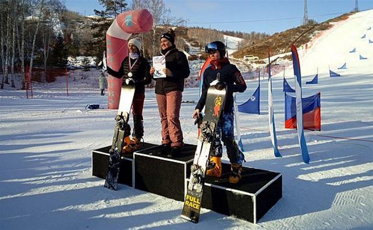 Сахалинка стала победительницей этапа Кубка России по сноуборду