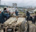 Спасатели и пожарные МЧС ликвидировали ДТП на автодороге Южно-Сахалинск - Корсаков