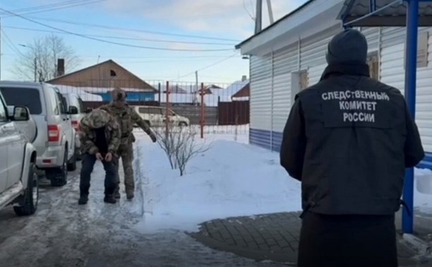 "Затолкали в машину, увезли в лес, избили": на Сахалине возбудили уголовное дело за похищение человека 