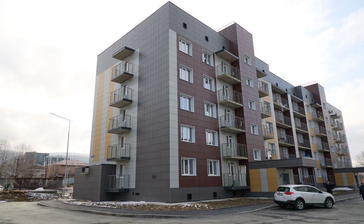 180 южно-сахалинских семей переедут в новые квартиры