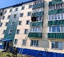 Балкон в многоквартирном доме тушили в Поронайске 