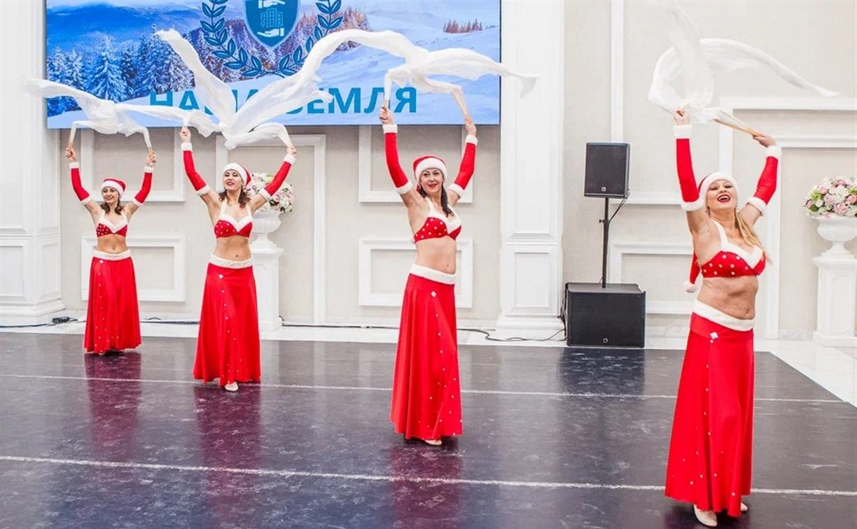 Благотворительный концерт "Зимы горячие объятия" прошёл в Южно-Сахалинске