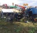 Два грузовика столкнулись в Южно-Сахалинске (ФОТО + дополнение)