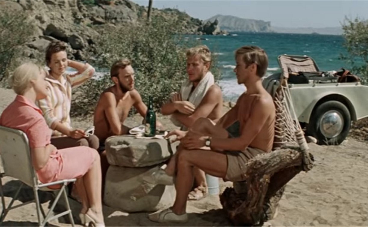 Тест: узнаете ли вы летний фильм из СССР по кадру с пляжем?