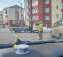 Две иномарки не смогли поделить дорогу в Невельске