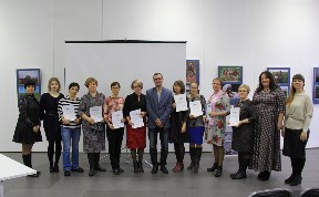 Отличников «Тотального диктанта» наградили в Южно-Сахалинске