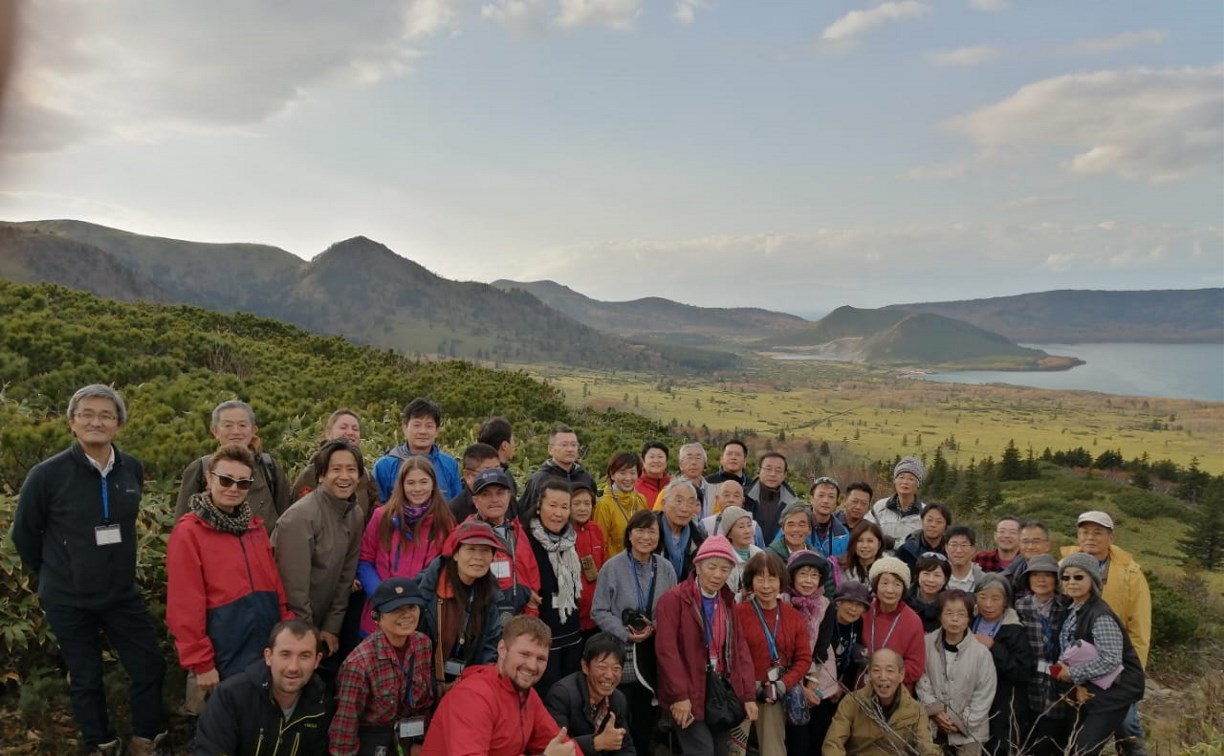 Первая туристическая группа японцев прибыла на южные Курилы
