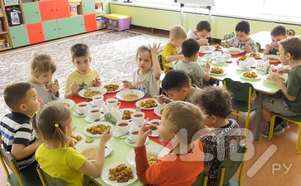 На Сахалине и Курилах поднимают плату за детское питание в садиках