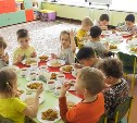 На Сахалине и Курилах поднимают плату за детское питание в садиках
