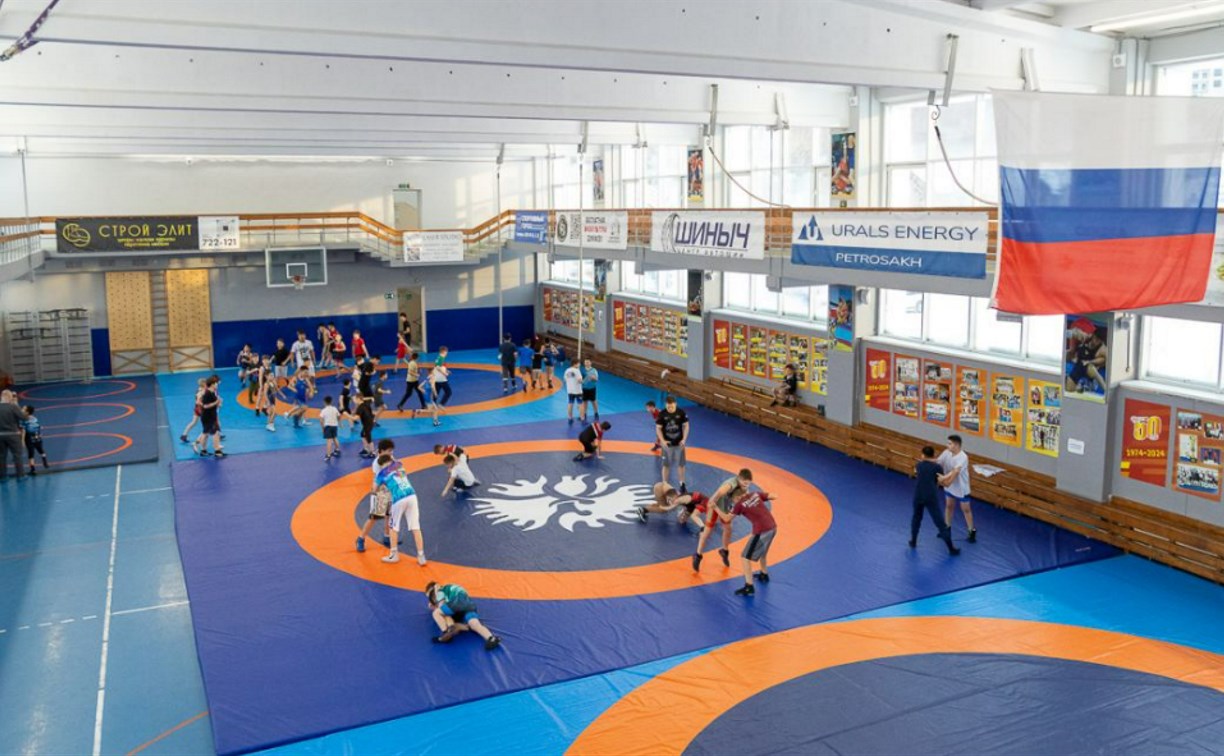 Спортшкола по греко-римской борьбе в Южно-Сахалинске встретила 2026 год обновлённой 
