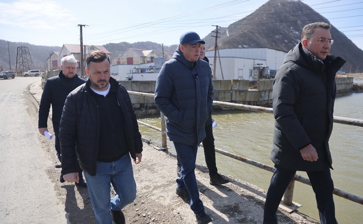 Новый мост через реку Казачку в Невельском районе скоро заасфальтируют