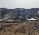 Пьяный и без прав: сахалинская полиция установила личность водителя внедорожника, наехавшего на могилы