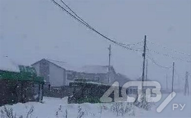 Три рейсовых автобуса застряли в Новотроицком