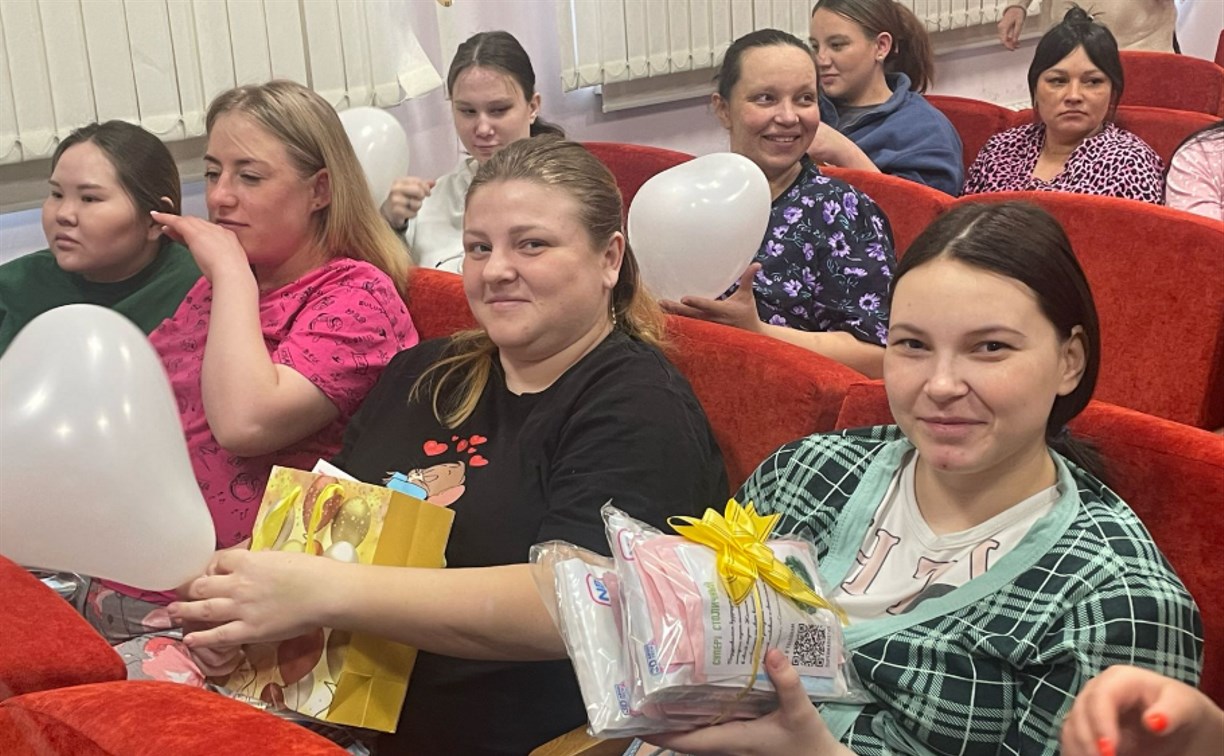 Чествование беременных женщин состоялось в Южно-Сахалинске в День здоровья