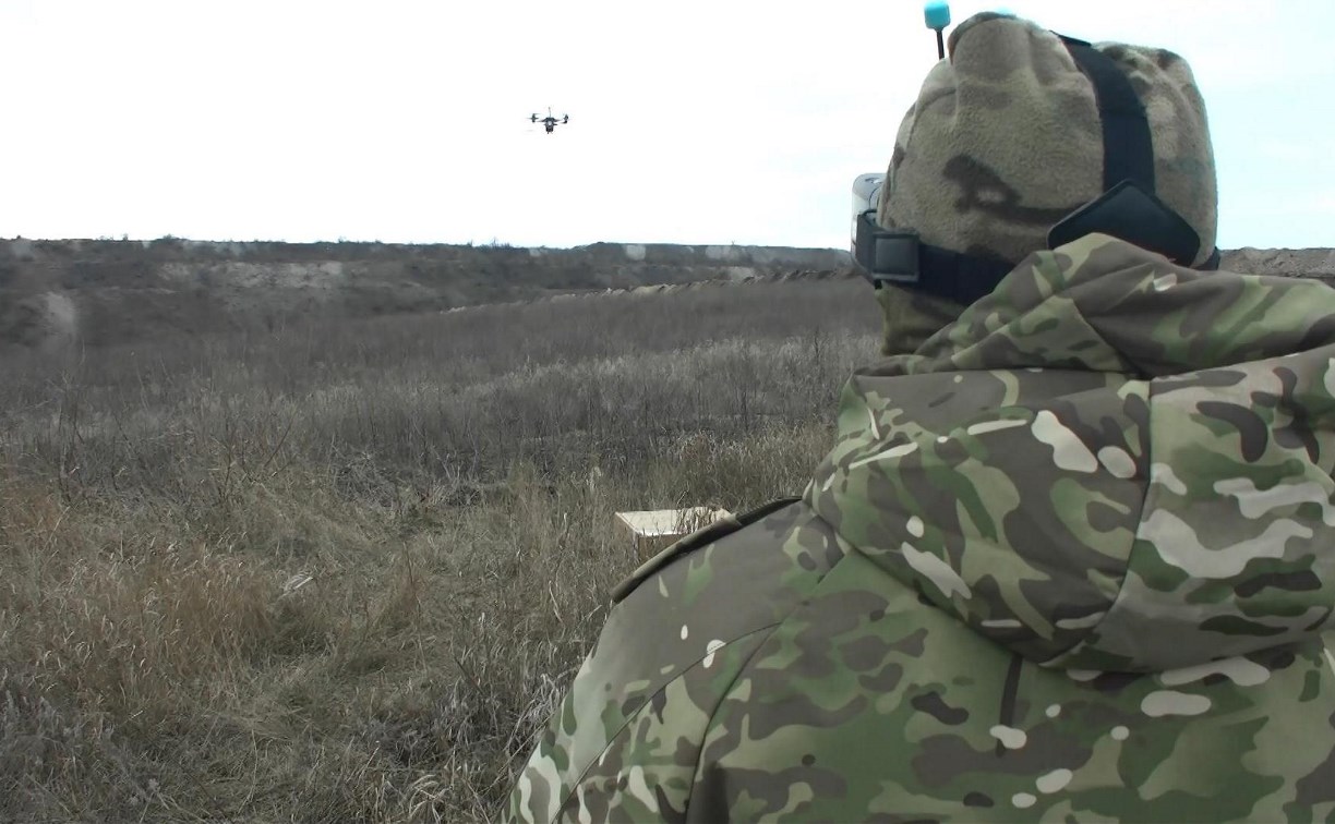 Сахалинские военнослужащие получили партию экспериментальных FPV-дронов