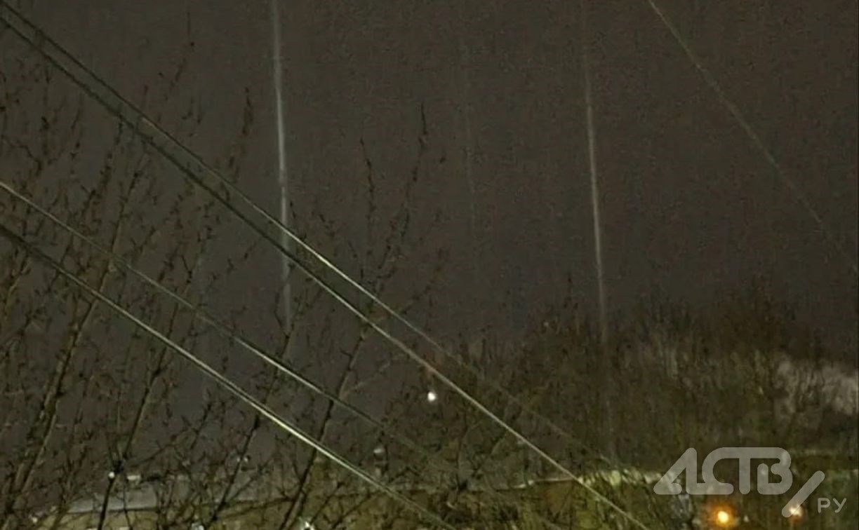 Завораживающее зрелище наблюдали в ночном небе жители Тымовского