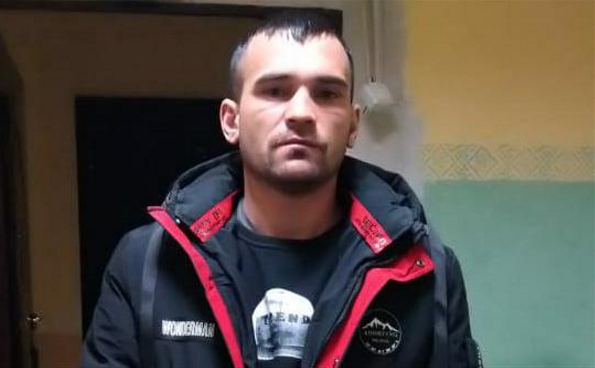 Подозреваемого в кражах ищет полиция Южно-Сахалинска