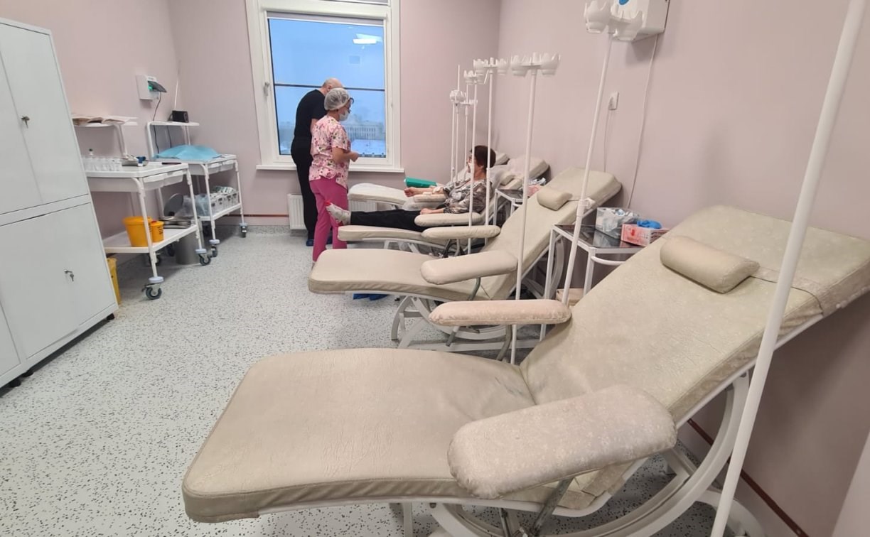 Больше 400 человек получили медицинскую помощь в дневном стационаре сахалинского КДЦ за два месяца